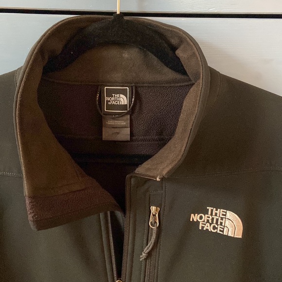 North Face Full Zip Heavy Duty Windbreaker - Picture 2 of 2